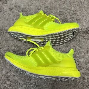 Adidas UltraBoost Neon Yellow Sneakers Rare Size 6.5 men 7.5 woman